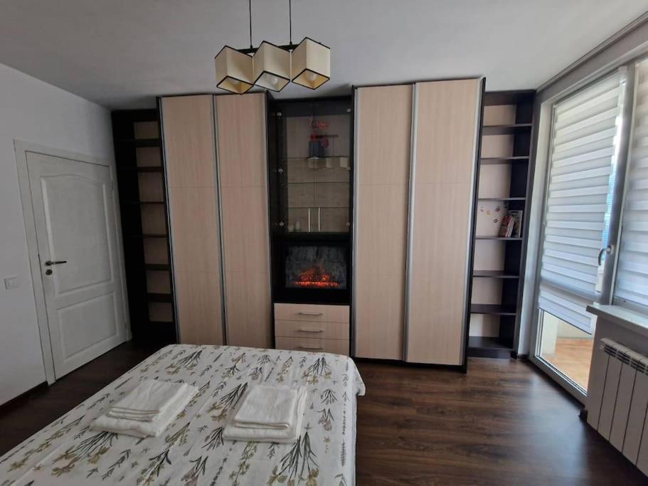 Cozy Central Apartment In Outskirts Of Old Sofia Esterno foto