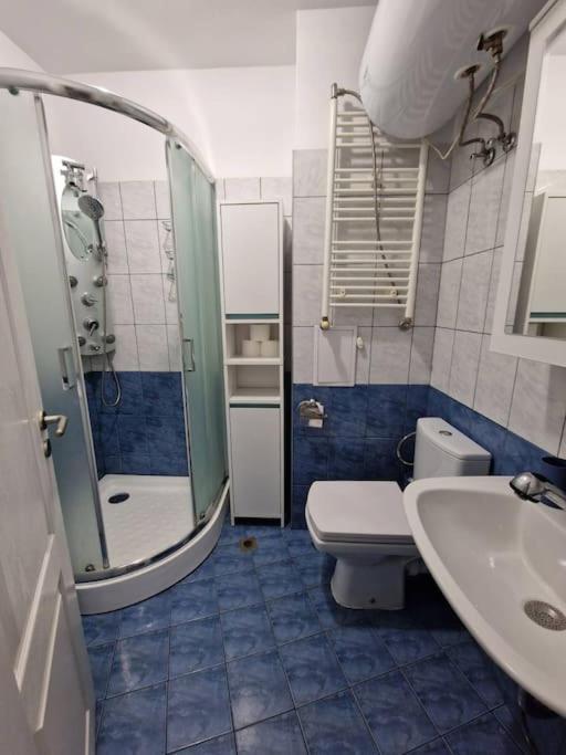 Cozy Central Apartment In Outskirts Of Old Sofia Esterno foto
